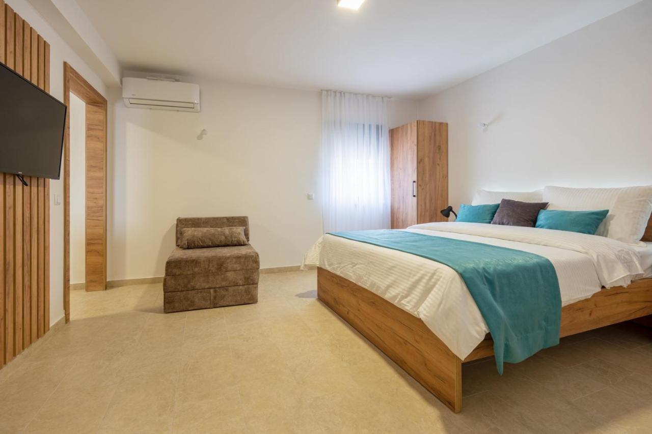 Villa Emina Sa Privatnom Plazom I Parkingom Neum Exterior foto